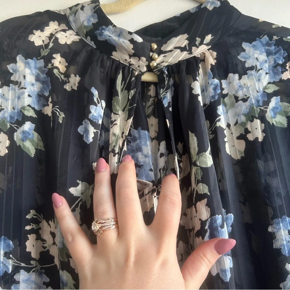 H&M Women’s Floral Sheer Long Sleeve Blouse Navy Blue Mock Neck Workwear Flowy - Picture 3 of 7